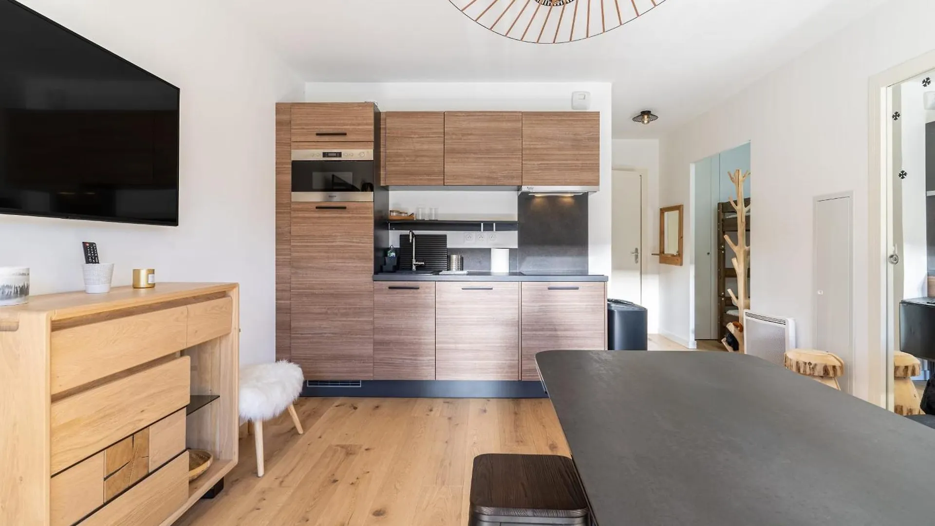Apartment Near Mont D'Auron
