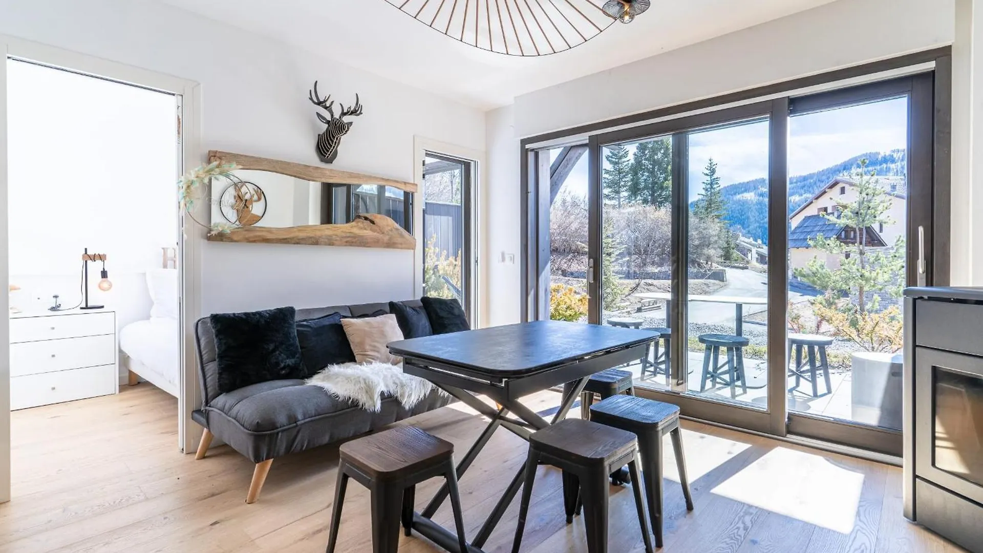 Apartment Near Mont D'Auron