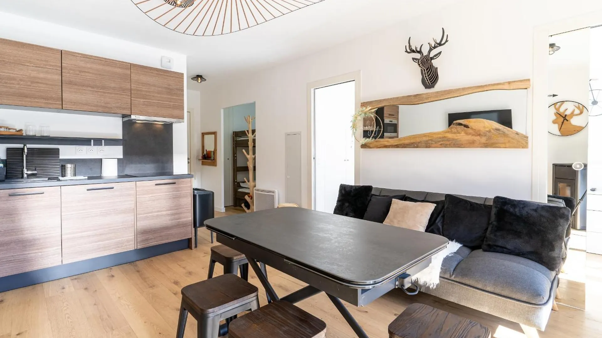 Apartment Near Mont D'Auron